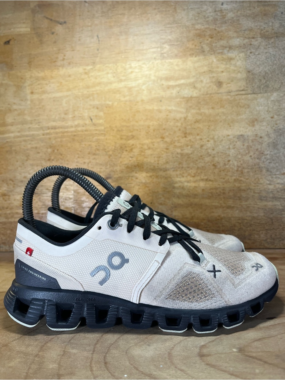 On Cloud X 3 REFLECTIVE Womens Size 5 Running Shoes Sneakers Fawn Magnet